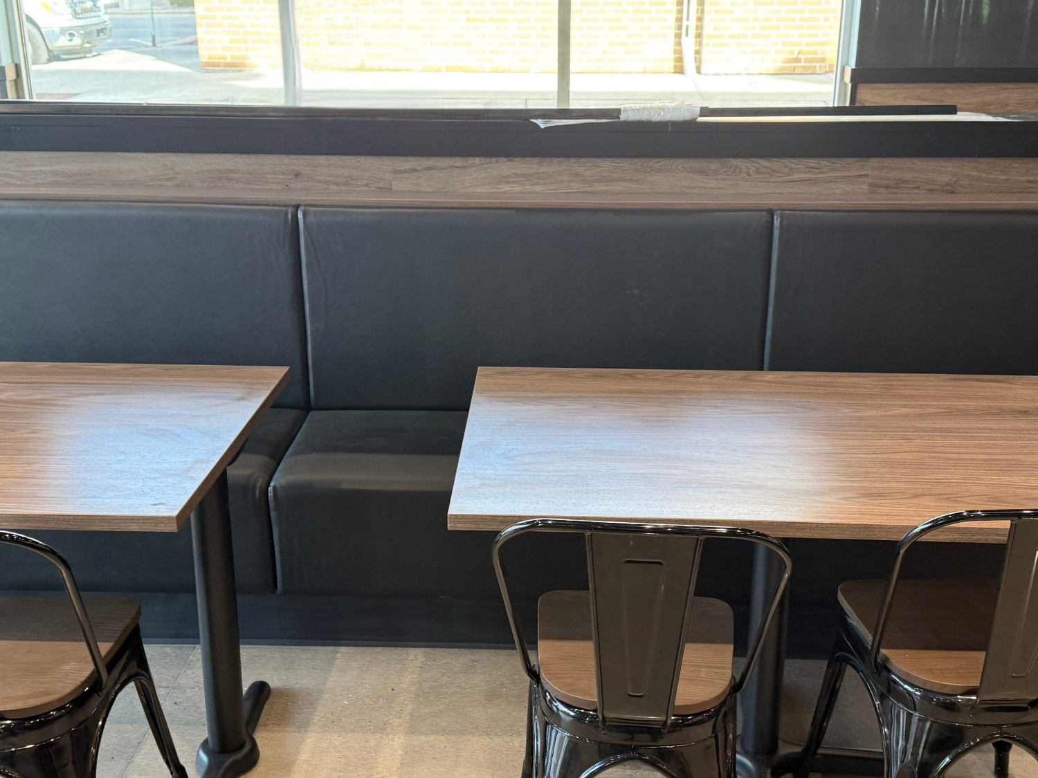 randal - casual dining booths resized